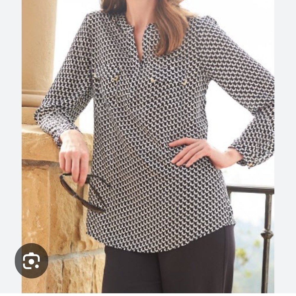Norm Thompson Women's Navy and White Patterned Top Size 2X
